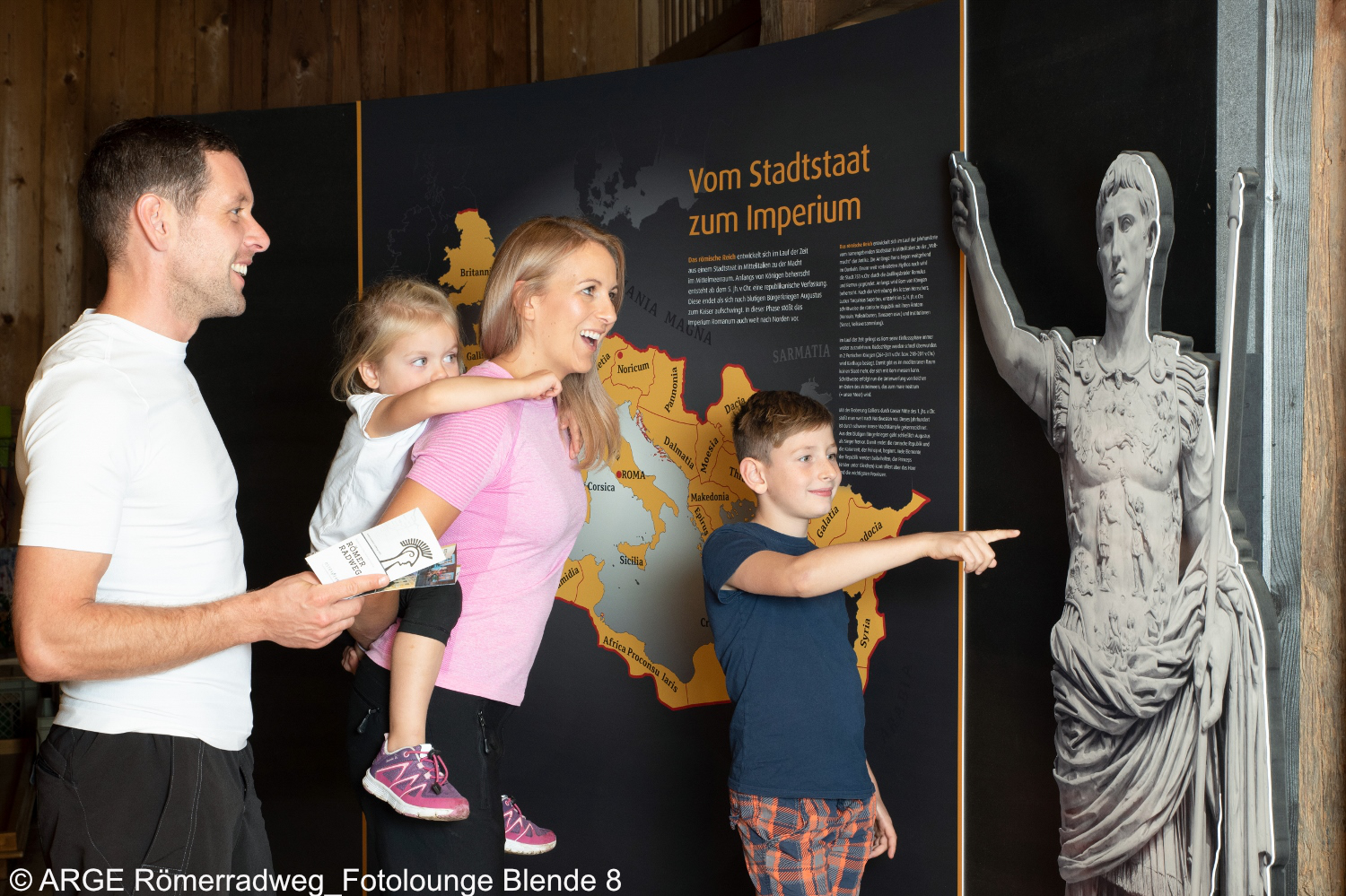 Römermuseum 4 (1500x999)_©ARGE Römerradweg_FotoloungeBlende8.jpg