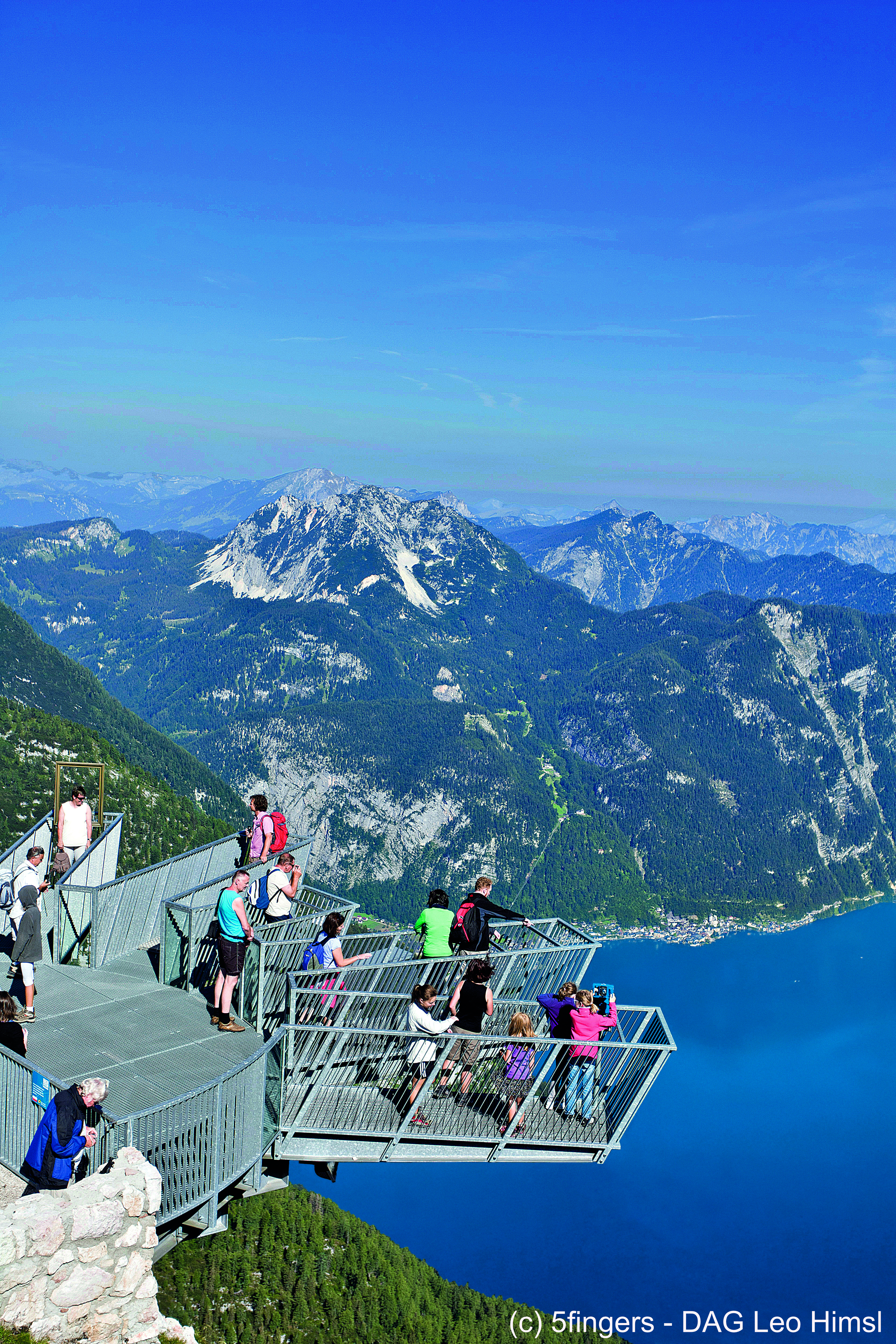 5fingers - DAG Leo Himsl 01.jpg